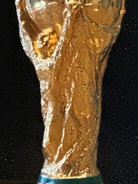 World Cup art sculpture for desk top. Heavy and made well!!